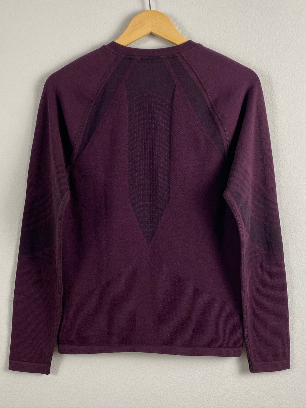 Smartwool Intraknit Active Base Layer Long Sleeve Top | Eggplant/Black - Picture 2 of 16